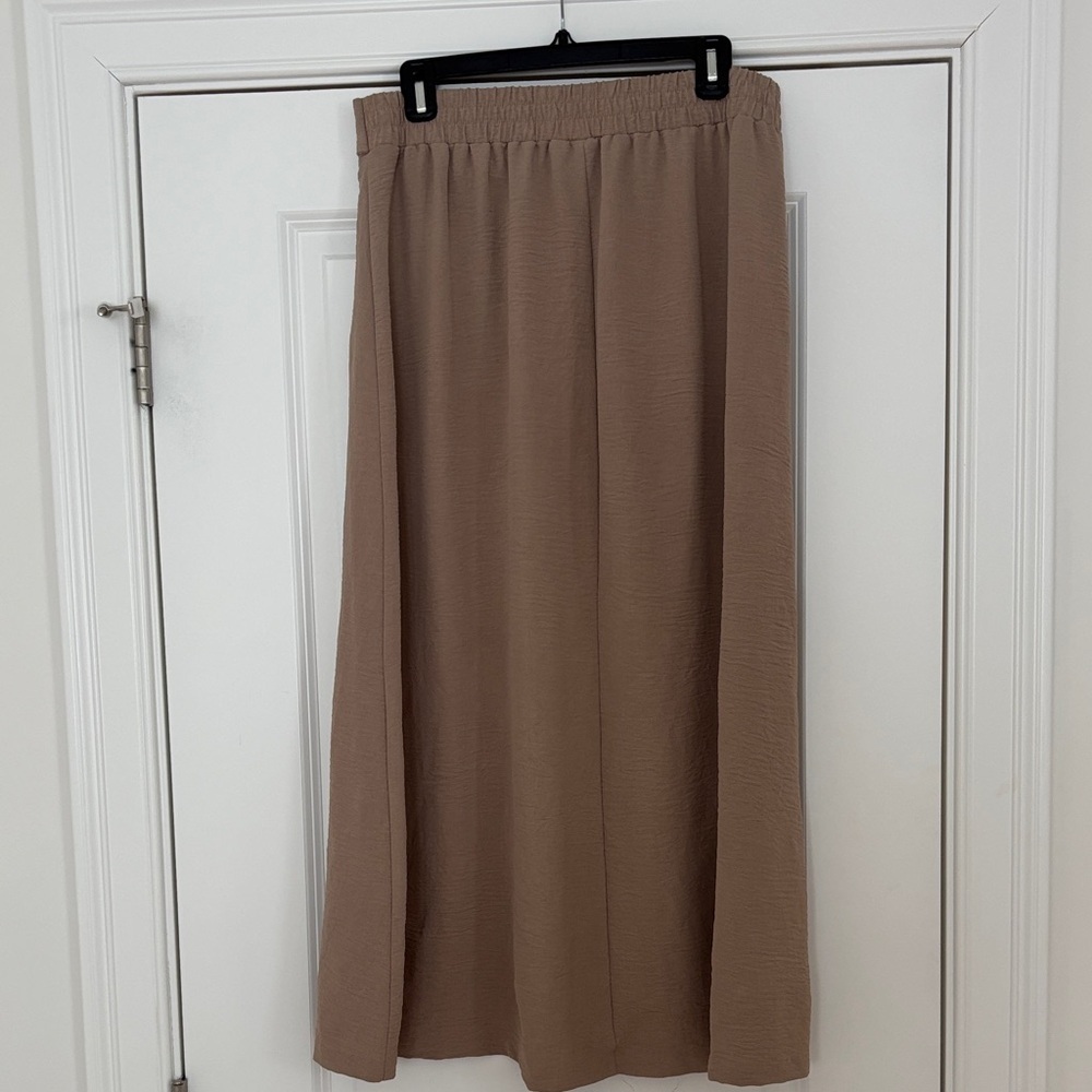 Chic A-Line Tan Skirt with Ring Accent - Picture 10 of 11